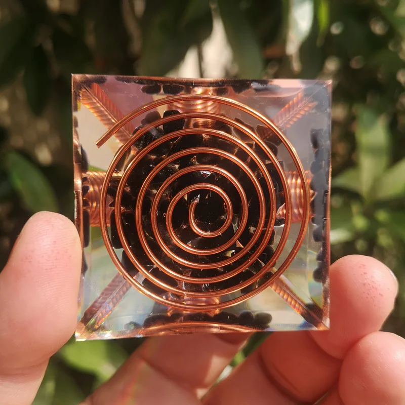 Pirâmide espiral Fio Cobre, obsidiana e Orgone - Imagem 4